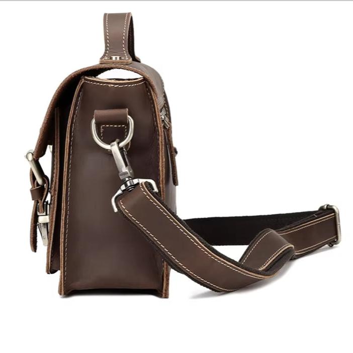 William | Vintage Crazy Horse Leather Crossbody Handbag