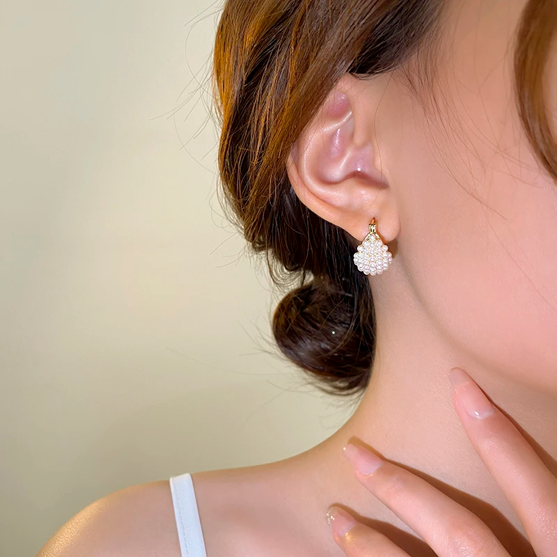 ELITE | Elegant Pearl Earrings
