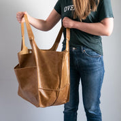 Lily | Chic Everyday Carryall – Sleek & Spacious Tote