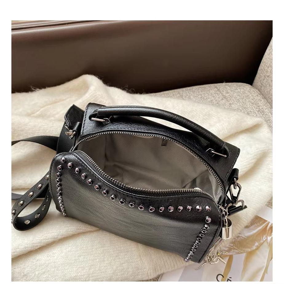 Eva | Vintage Punk Style Shoulder Bag