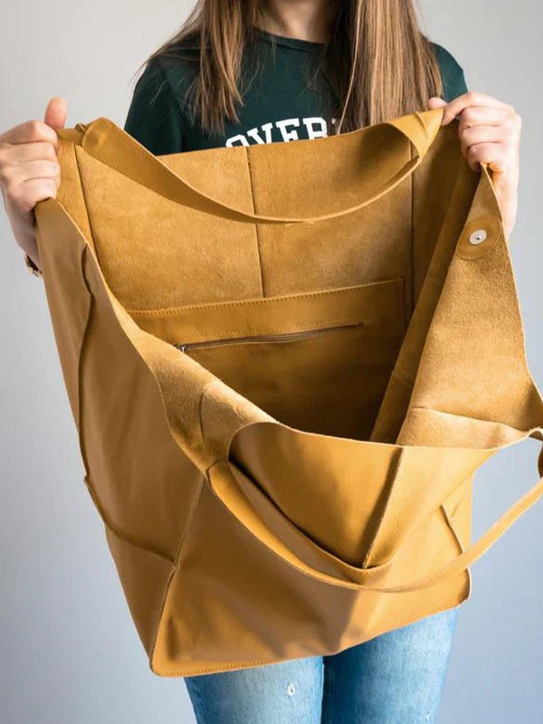 Lily | Chic Everyday Carryall – Sleek & Spacious Tote