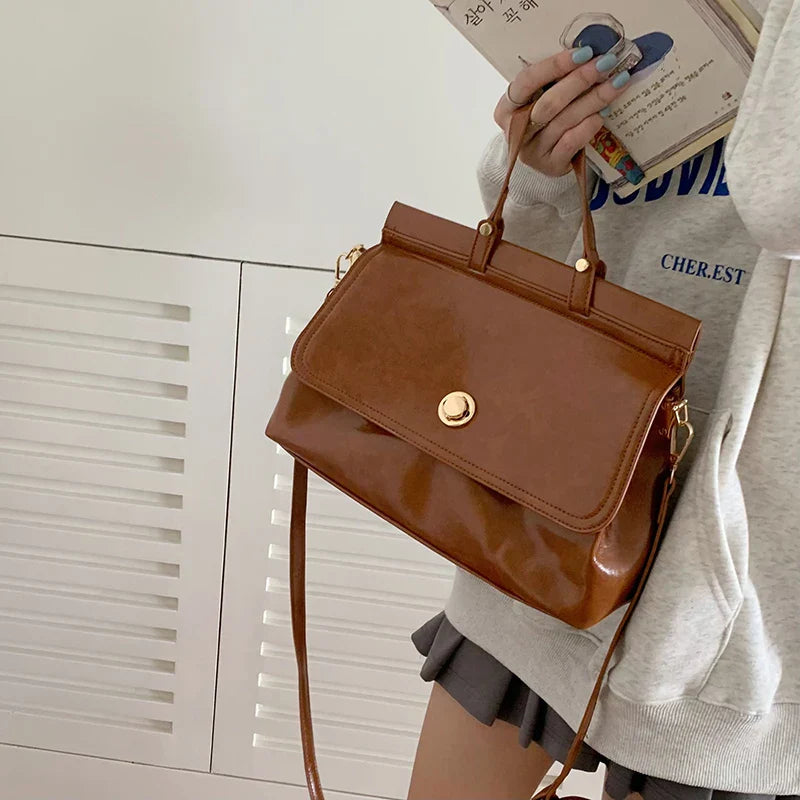 Fleur | Women's Chic Vintage Faux Leather Shoulder Bag