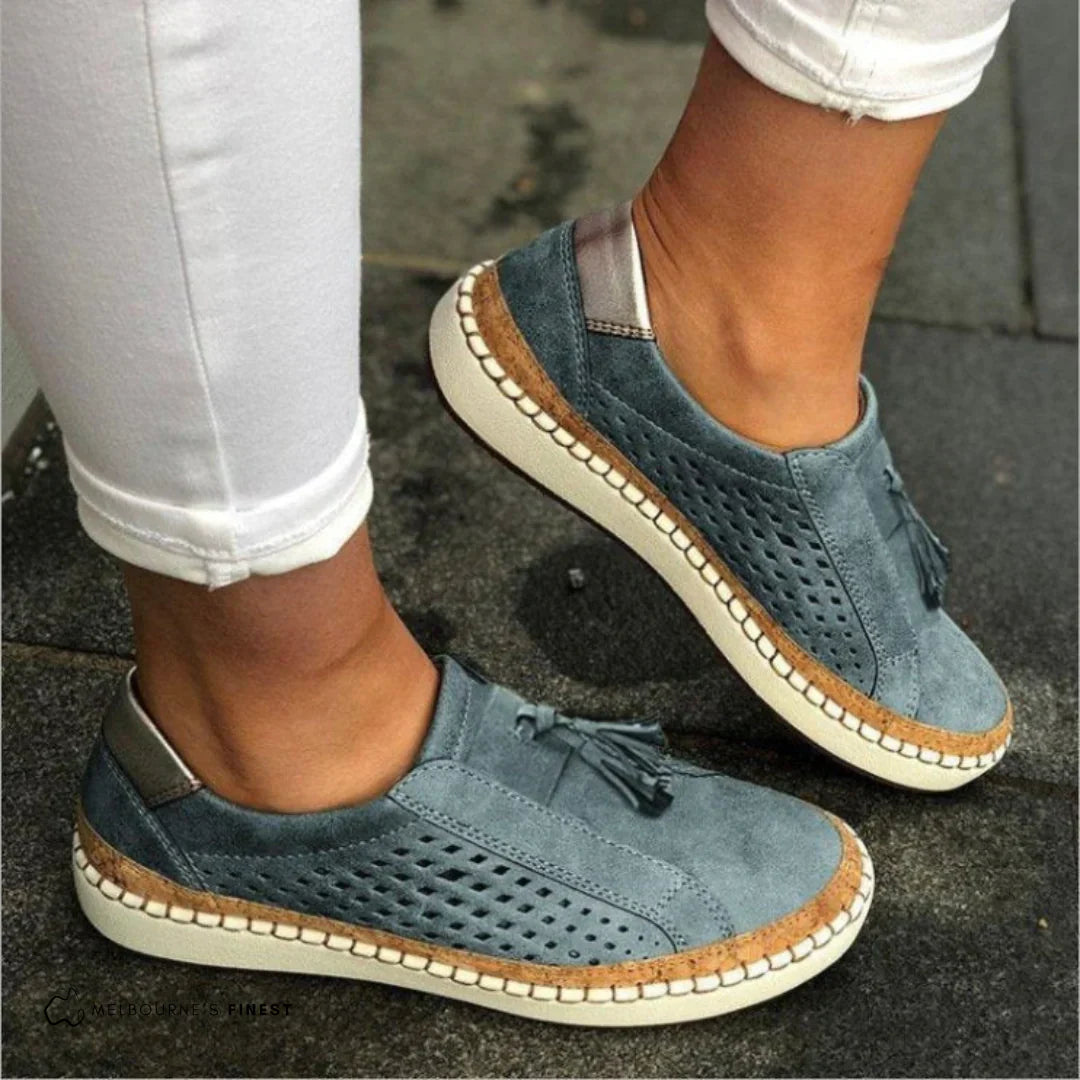 Comfortable Slip-On Sneakers for Women | Ergonomic Design & Versatile Style 1