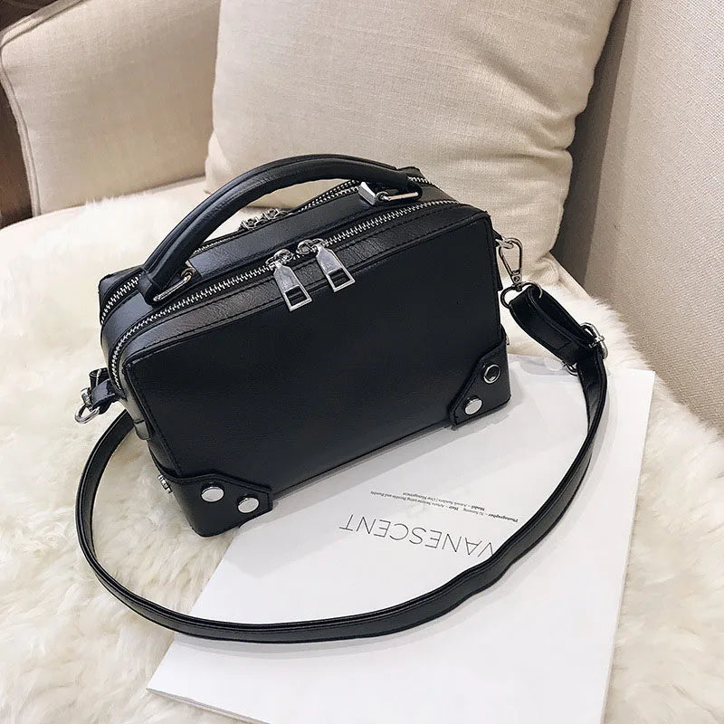Clara | Vintage Leather Shoulder Bag