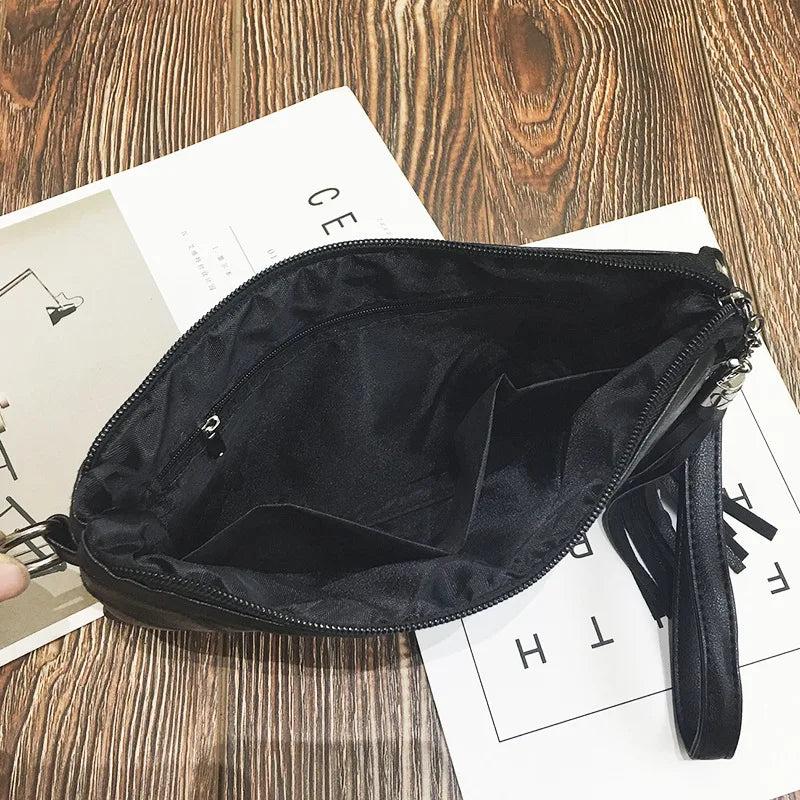 Sanne | Chic Textured Accent Crossbody Clutch