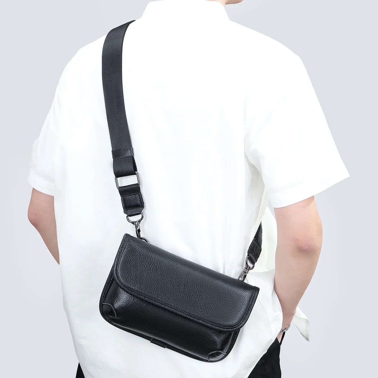 Julian | Multifunctional Small Vintage Crossbody Bag