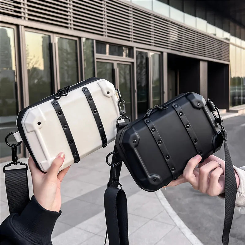 Felix | Compact Shoulder Bag