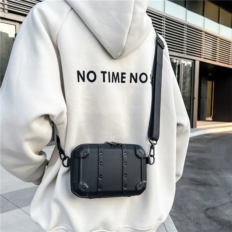 Felix | Compact Shoulder Bag