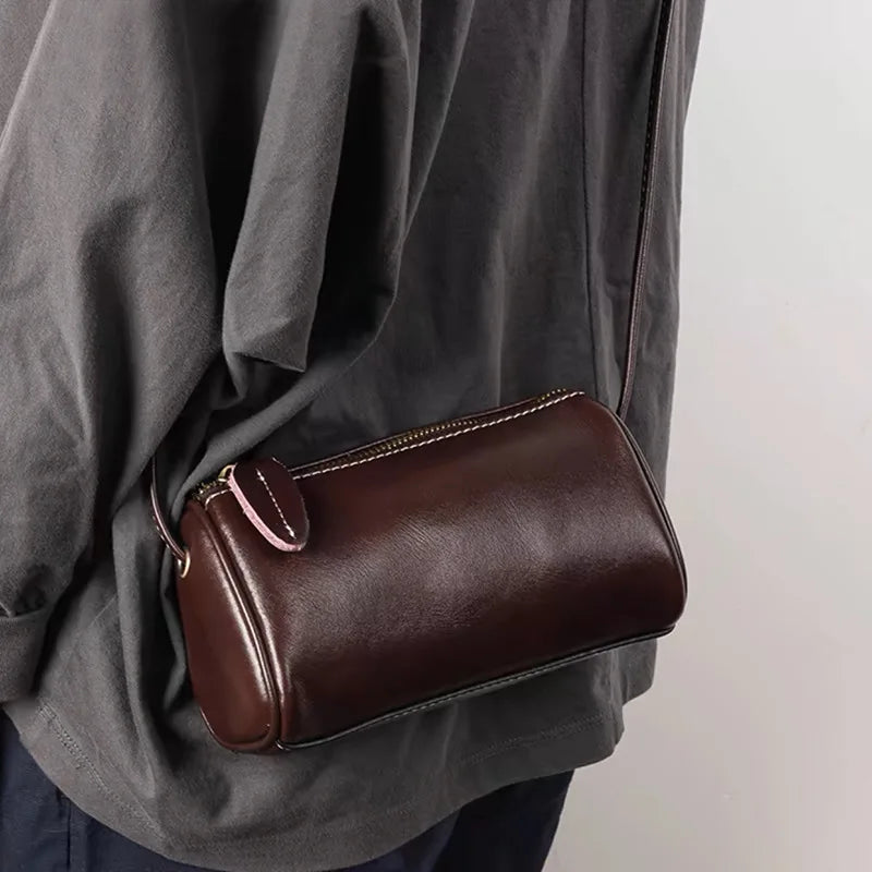 Eva | Small Vintage-Style Leather Shoulder Bag