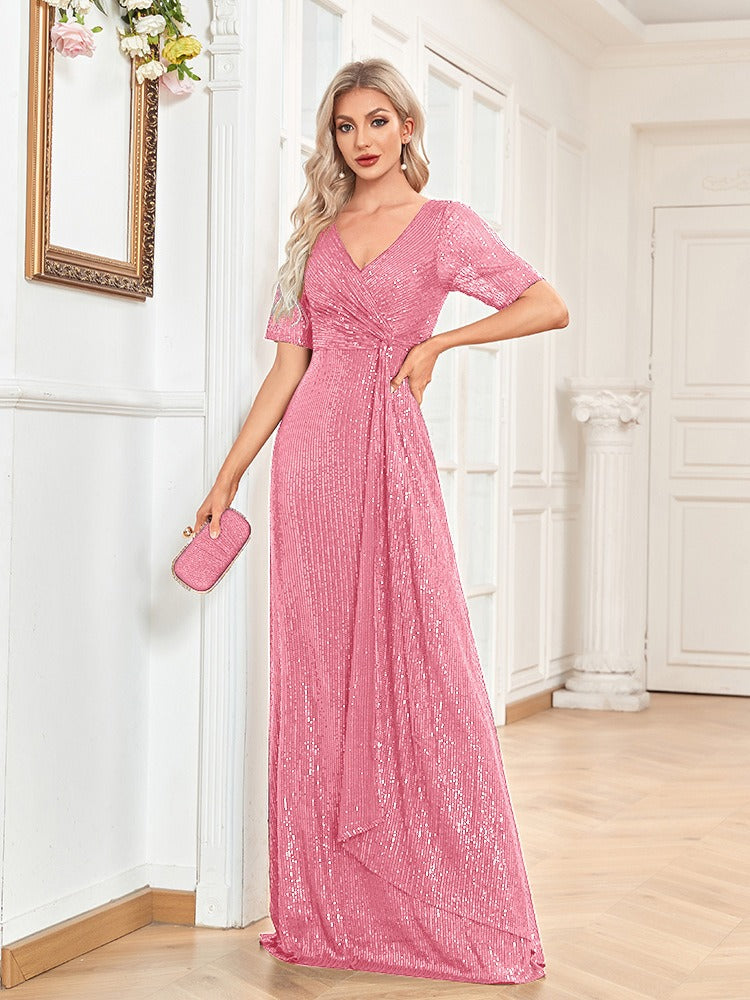 ELIA | An elegant dress