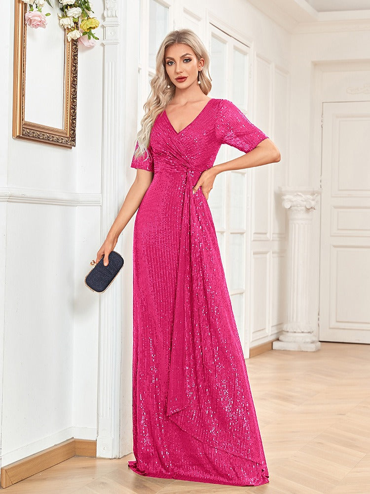 ELIA | An elegant dress
