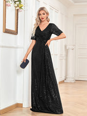 ELIA | An elegant dress