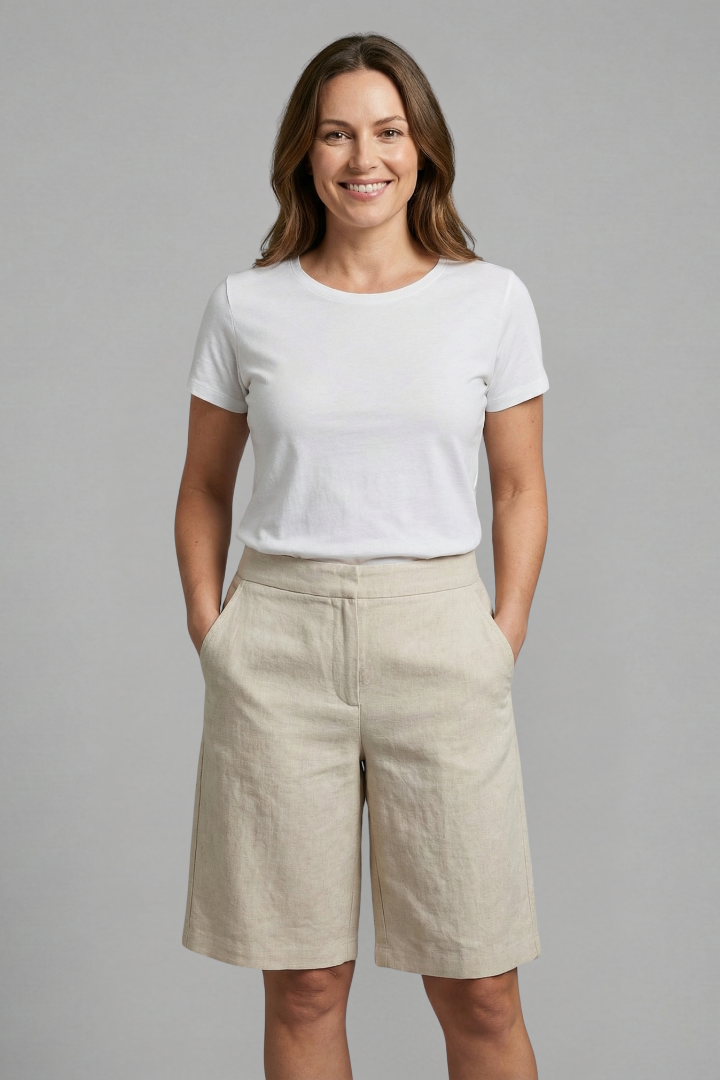 Women's Knee-Length Casual Shorts with Elastic Waist and Side Pockets for Stylish Comfort 2