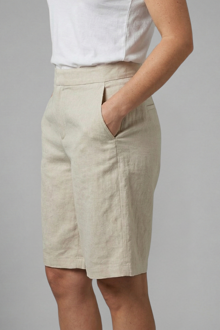 Women's Knee-Length Casual Shorts with Elastic Waist and Side Pockets for Stylish Comfort 5