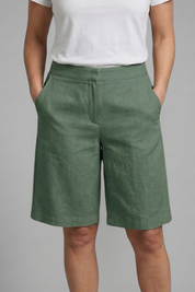 Women's Knee-Length Casual Shorts with Elastic Waist and Side Pockets for Stylish Comfort 7